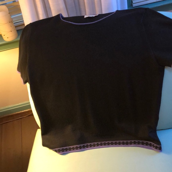 Top - Picture 2 of 2